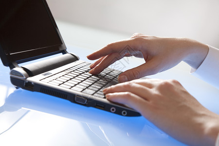 從硅片到智能 計算機硬件開發的演進與未來